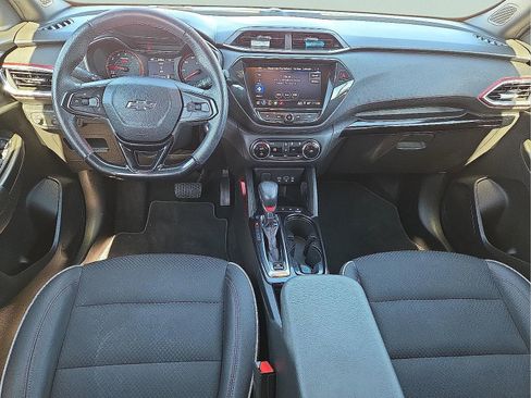 Used 2023 Chevrolet TrailBlazer RS w/ Convenience Package image 11