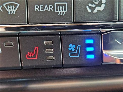 Used 2021 Ford F150 Platinum RWD image 12