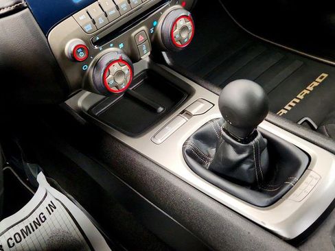 Used 2012 Chevrolet Camaro LS RWD image 16