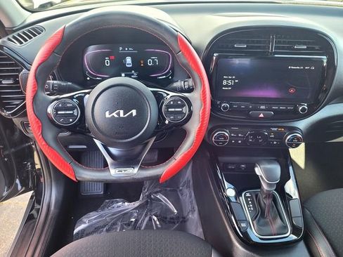 Used 2025 Kia Soul GT-Line FWD image 9