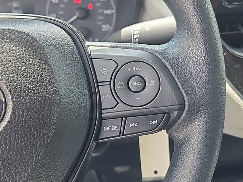 Used 2024 Toyota Corolla LE FWD image 13