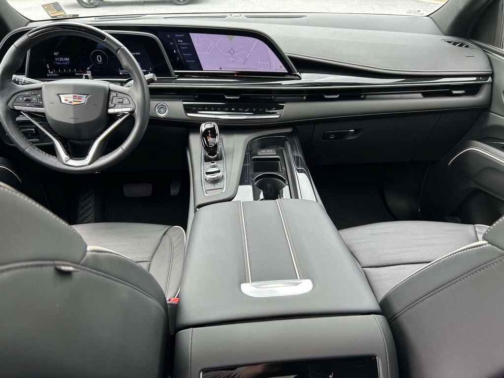 Certified 2023 Cadillac Escalade Sport AWD/4WD image 15