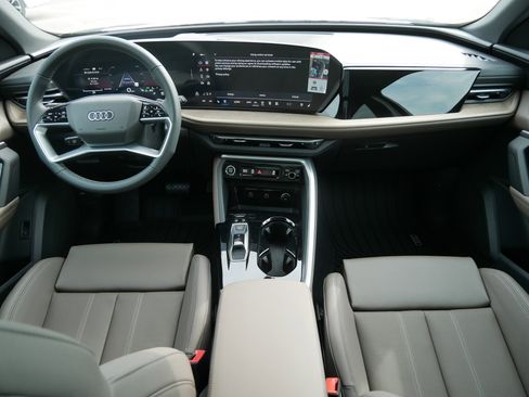 New 2025 Audi Q5 Premium Plus image 10