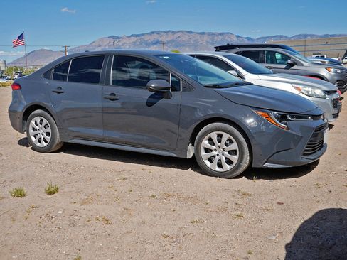 Used 2024 Toyota Corolla LE FWD image 4