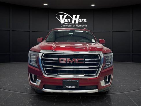 Used 2023 GMC Yukon SLT w/ SLT Premium Package image 8