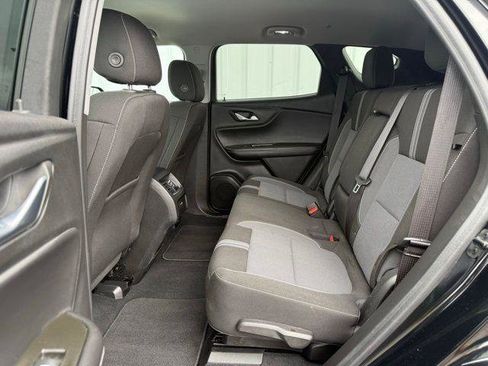 Used 2025 Chevrolet Blazer LT image 5