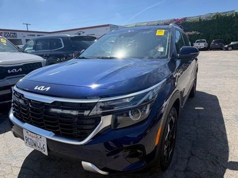 Certified 2024 Kia Seltos EX FWD image 1