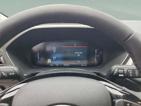 New 2025 Ford Escape PHEV image 10