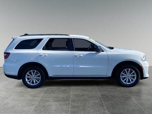 Used 2023 Dodge Durango SXT RWD image 6
