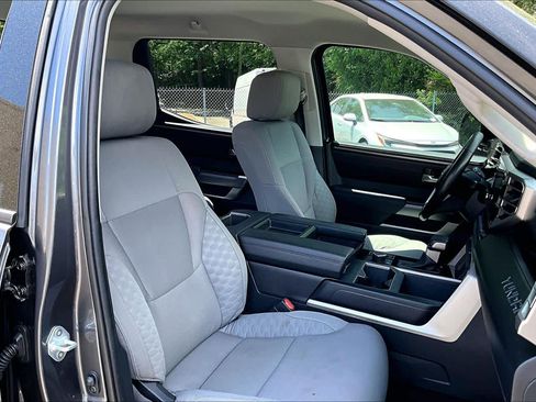 Used 2023 Toyota Tundra SR5 w/ SR5 Convenience Package AWD/4WD image 9