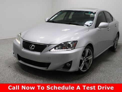 Used 2011 Lexus IS 250 2.5L V6 image 2