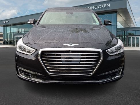 Used 2018 Genesis G90 5.0 Ultimate image 3