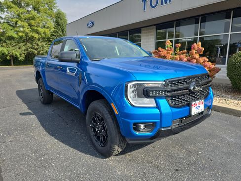 New 2025 Ford Ranger XLT w/ Equipment Group 301A High AWD/4WD image 8