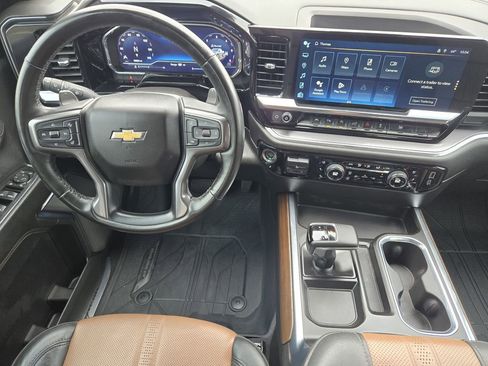 Used 2024 Chevrolet Silverado 1500 High Country w/ High Country Premium Package image 34