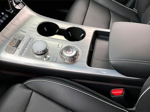 New 2026 Genesis Electrified GV70 image 9