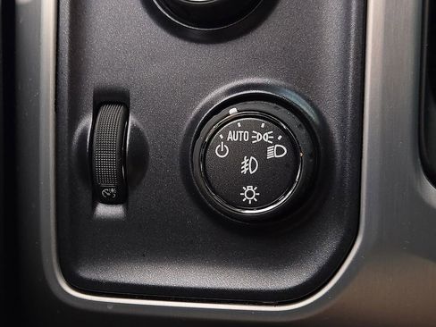 Used 2015 GMC Sierra 2500 SLE w/ SLE Preferred Package image 16