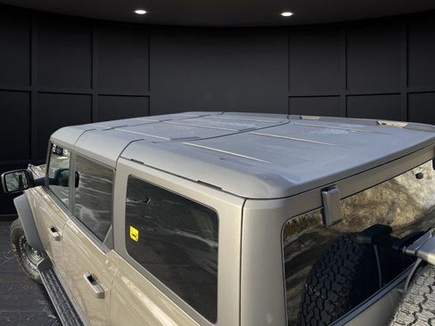 New 2025 Ford Bronco Outer Banks w/ Sasquatch Package image 47