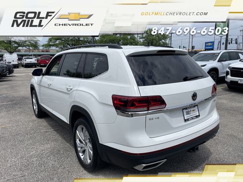 Used 2023 Volkswagen Atlas SE w/ Panoramic Sunroof Package AWD/4WD image 8