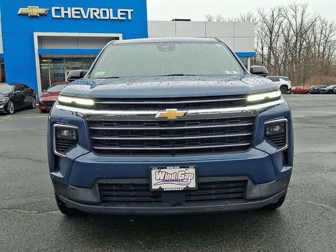 Certified 2025 Chevrolet Traverse LT image 2