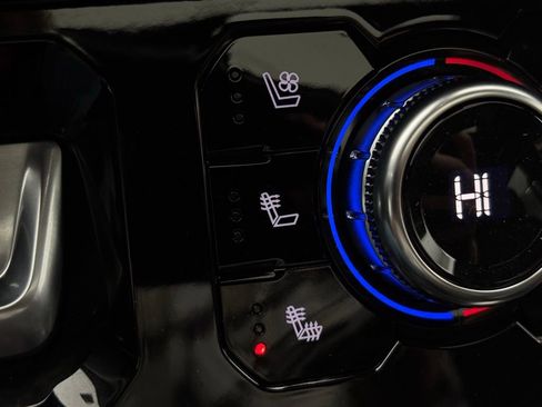 New 2025 GMC Sierra 1500 AT4 w/ AT4 Premium Package image 5