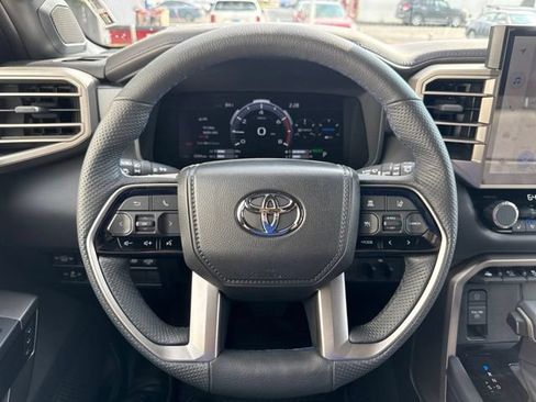 Used 2026 Toyota Sequoia Platinum AWD/4WD image 23