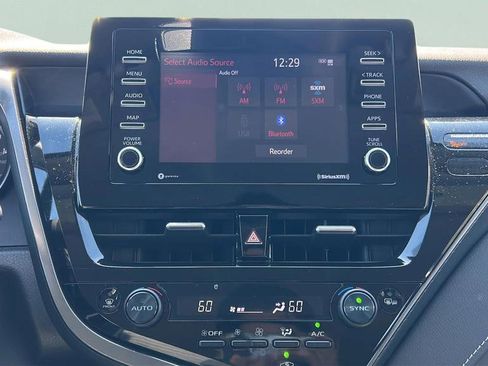 Used 2024 Toyota Camry SE FWD image 15