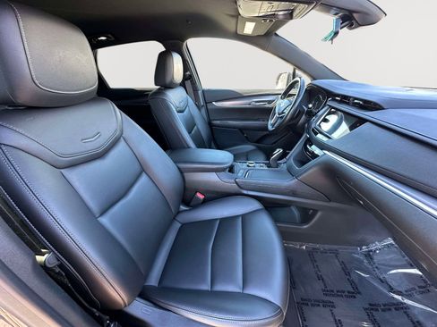 Used 2021 Cadillac XT5 Luxury image 30