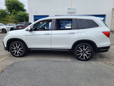 Used 2022 Honda Pilot Touring image 2