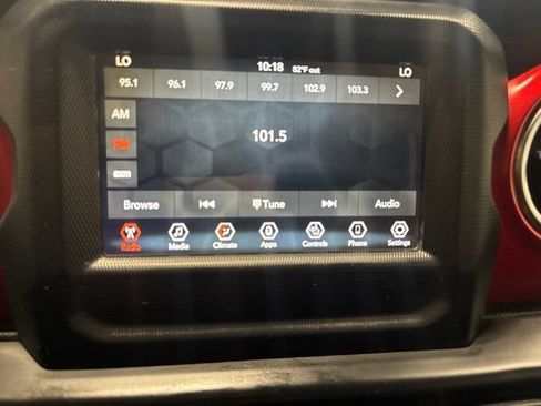 Used 2019 Jeep Wrangler Unlimited Rubicon w/ LED Lighting Group AWD/4WD image 25