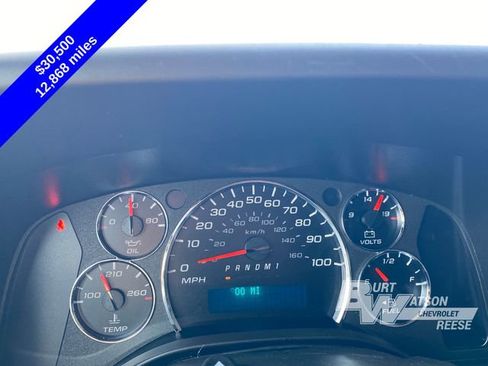 Used 2024 Chevrolet Express 2500 image 20