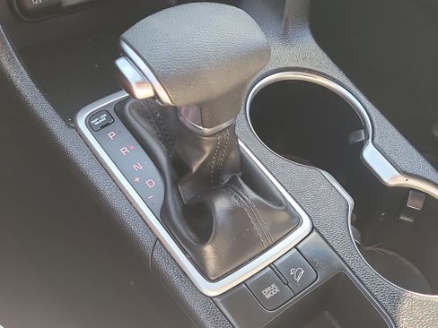 Used 2022 Kia Sportage LX image 26