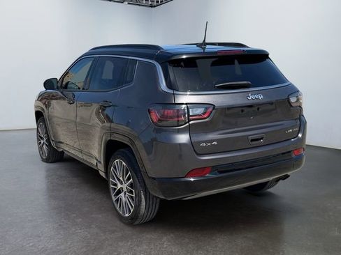 Used 2022 Jeep Compass Limited w/ Elite Group AWD/4WD image 3