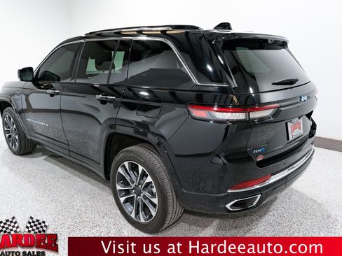 Used 2023 Jeep Grand Cherokee Overland w/ Advanced Protech Group III image 3