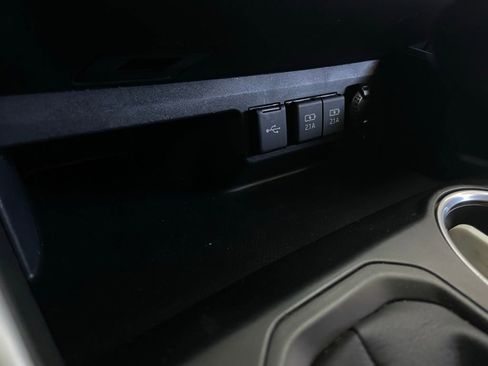 Used 2020 Toyota Highlander XLE image 49