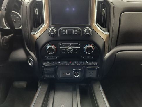Used 2022 Chevrolet Silverado 3500 High Country w/ Z71 Off-Road Package AWD/4WD image 28