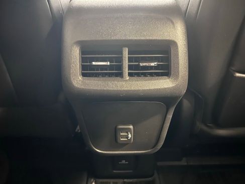 Used 2020 GMC Terrain SLT w/ Preferred Package FWD image 21