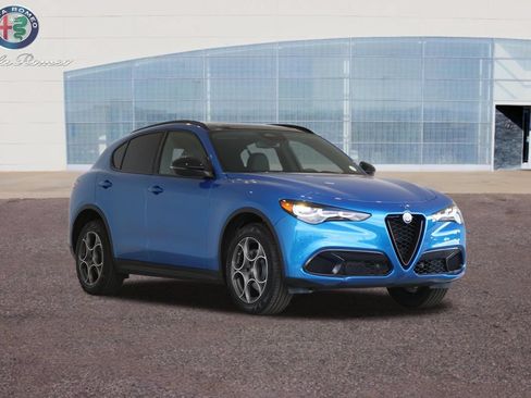 New 2025 Alfa Romeo Stelvio Sprint AWD/4WD image 54