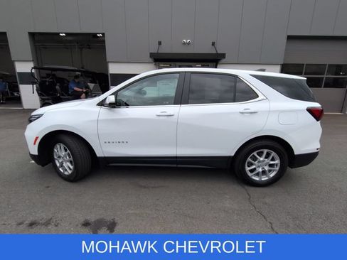 Certified 2022 Chevrolet Equinox LT AWD/4WD image 10