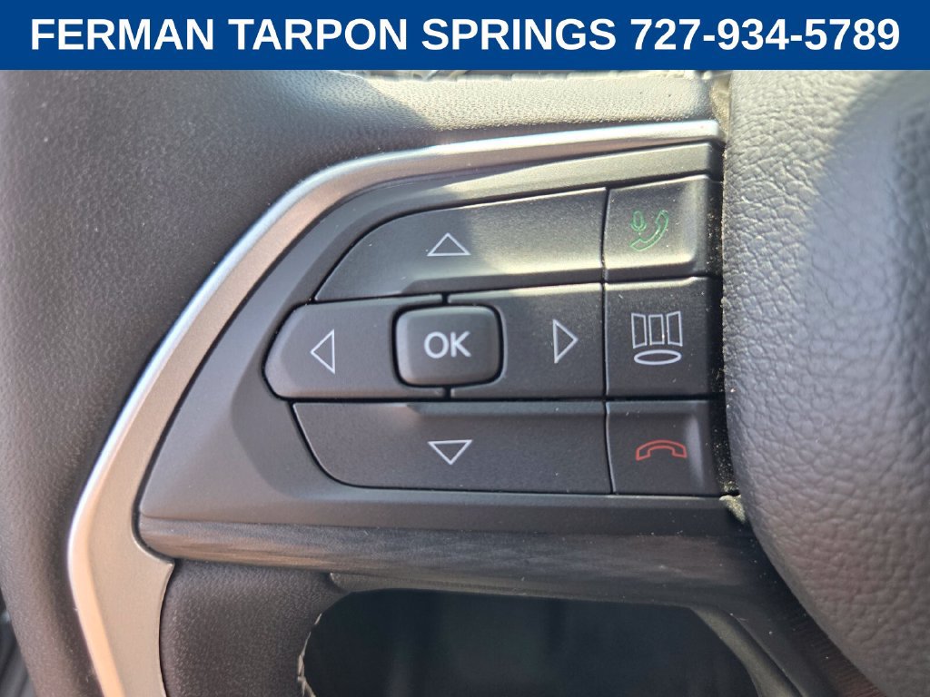 Used 2024 Jeep Grand Cherokee L Laredo RWD image 32