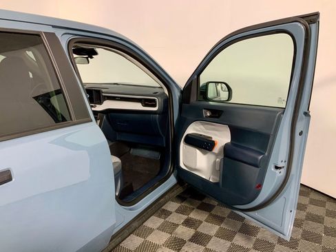 Used 2023 Ford Maverick XLT w/ Equipment Group 300A Standard image 34