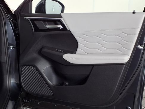 New 2026 Mitsubishi Outlander SEL AWD/4WD image 8
