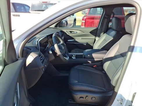 New 2026 Chevrolet Traverse LT image 20