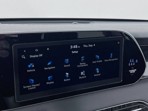 Certified 2022 Hyundai Palisade Limited w/ Winter Package AWD/4WD image 14