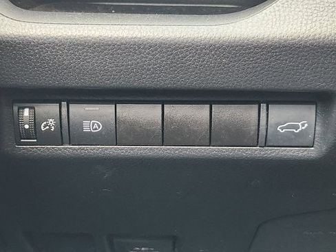 Used 2021 Toyota RAV4 XLE Premium FWD image 20