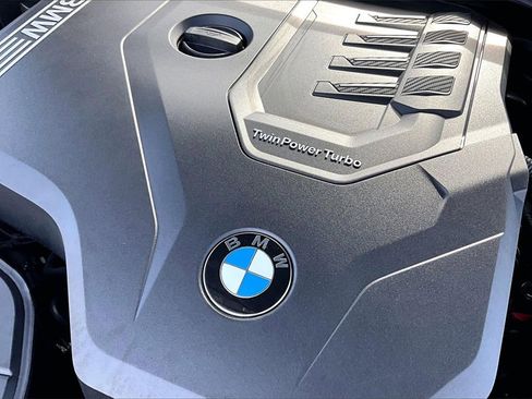 Used 2023 BMW 530i 530i w/ Premium Package image 28