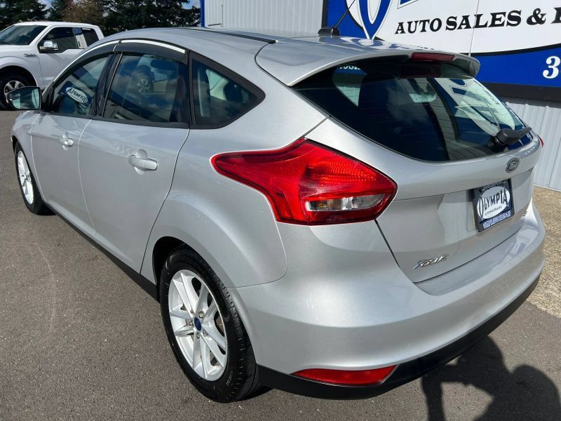 Used 2016 Ford Focus SE FWD image 16