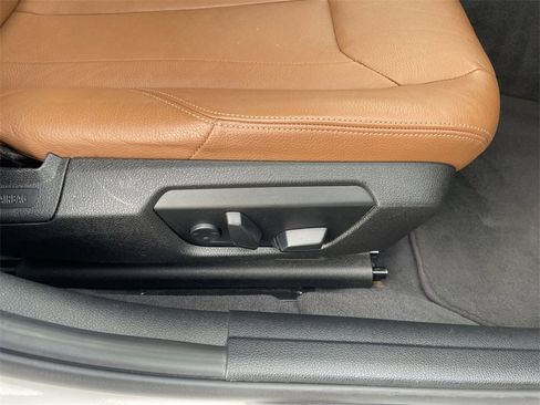 Used 2013 BMW 335i xDrive Sedan image 34