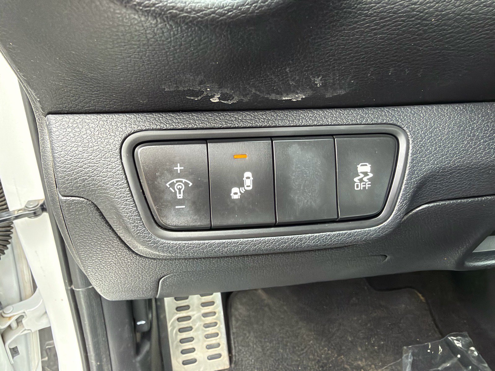 Used 2023 Kia Forte GT w/ GT2 Package FWD image 22