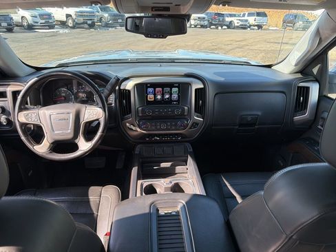 Used 2018 GMC Sierra 1500 Denali AWD/4WD image 19