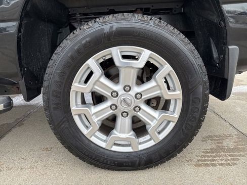 Used 2017 Nissan Titan SV image 50